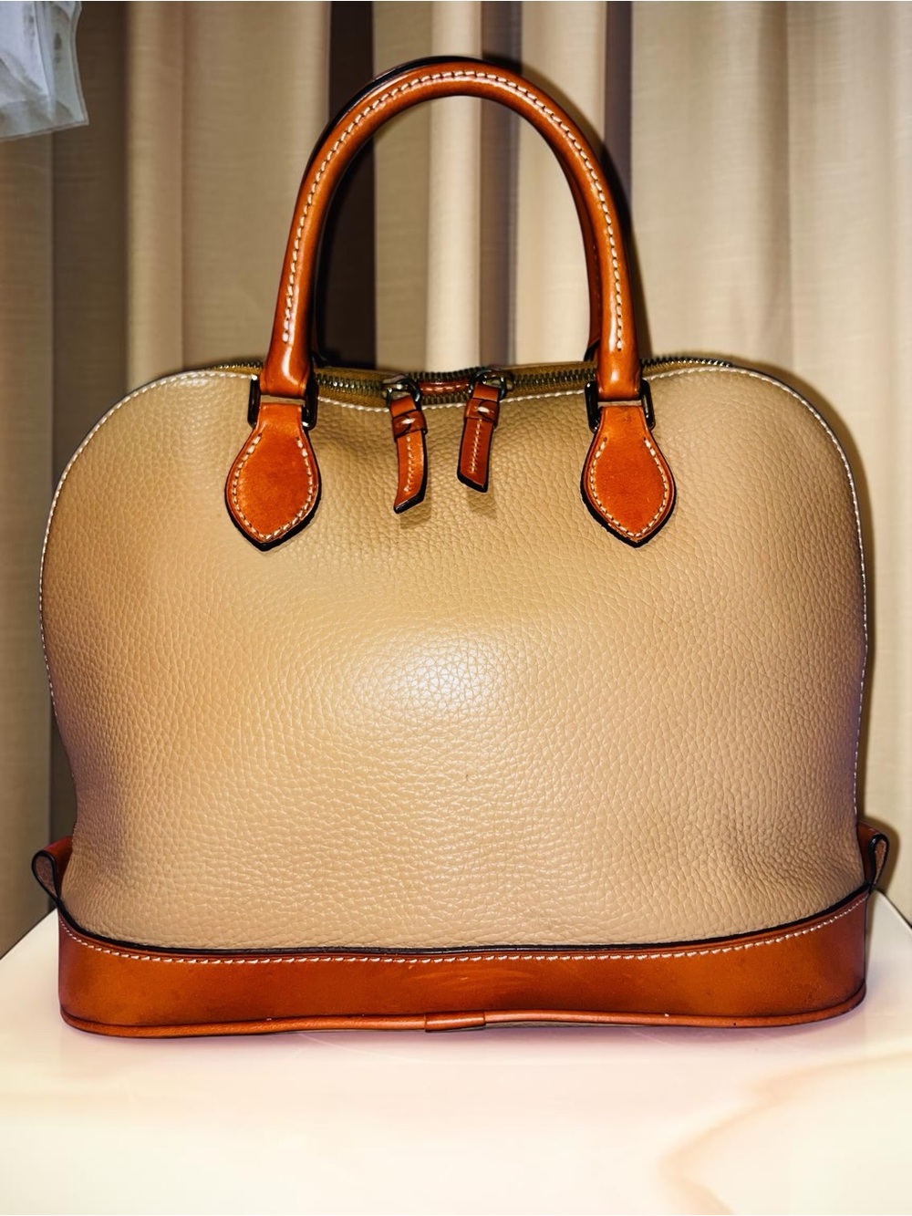 Title:Dooney & Bourke Pebble Grain Zip Zip Satchel Tan Brown Dome Bag - Picture 4 of 17